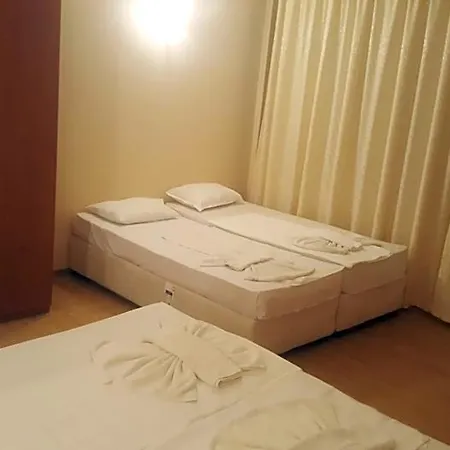 Seasons 2 Hotel